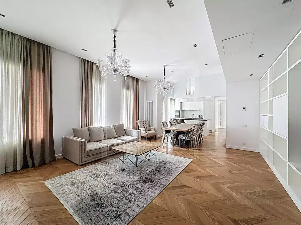 3-к кв. Москва Никольская ул., 10/2С2б (140.0 м) - Фото 1