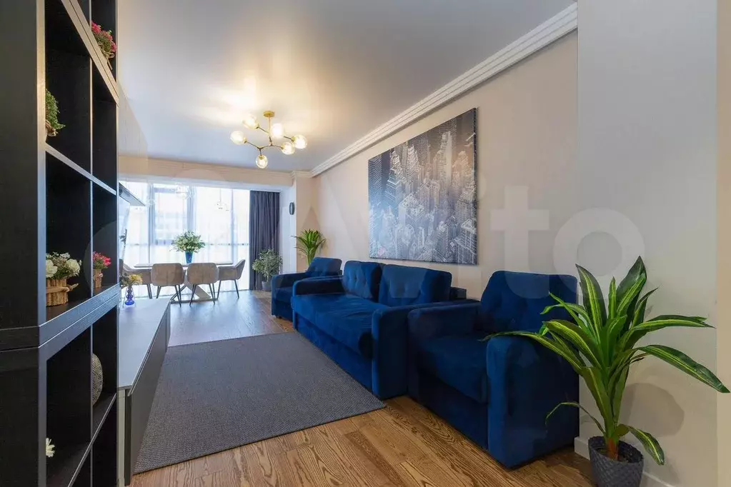 2-к. квартира, 100 м, 11/17 эт. - Фото 1