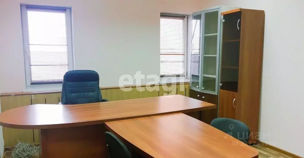 Офис в Ямало-Ненецкий АО, Новый Уренгой Таежная ул., 168 (360 м) - Фото 1