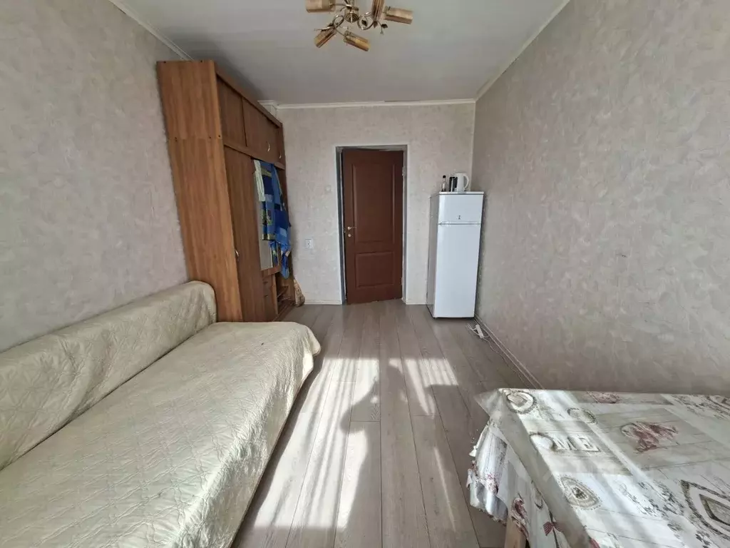 Комната Свердловская область, Екатеринбург ул. Студенческая, 82 - Фото 2