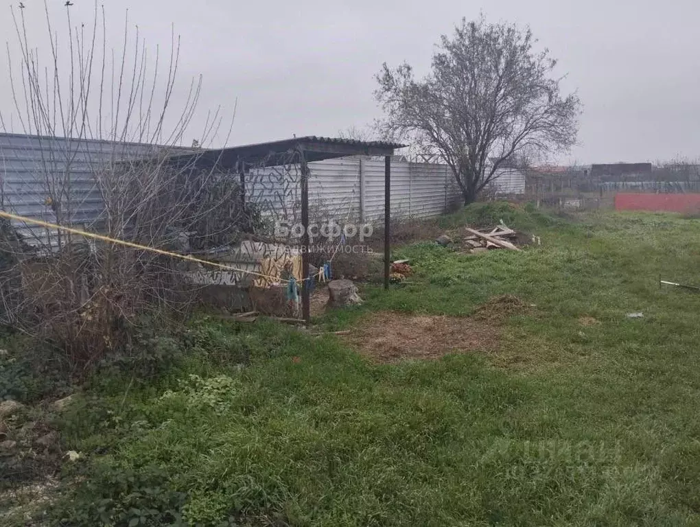 Участок в Крым, Кировский район, с. Владиславовка ул. Ленина (6.1 ... - Фото 1