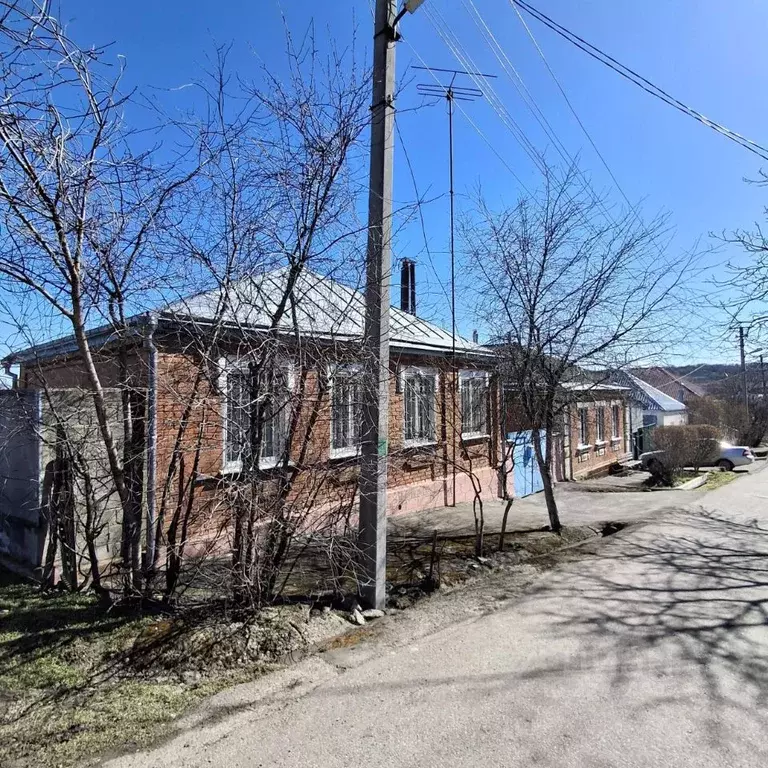 Дом в Ставропольский край, Ставрополь № 9 мкр, проезд Опорный (60 м) - Фото 1