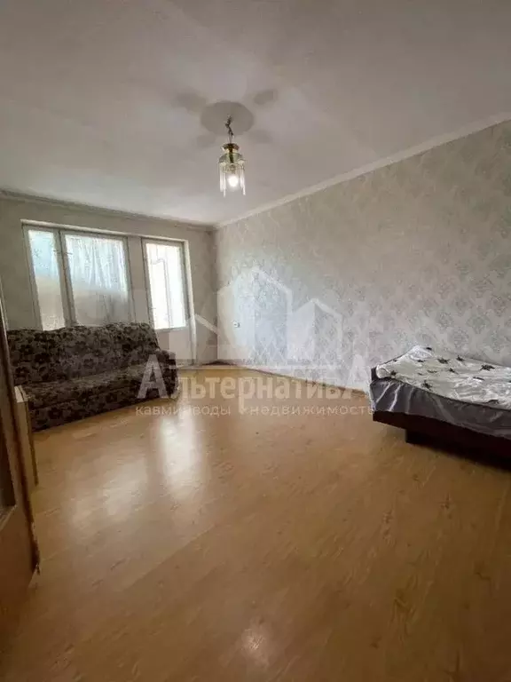 1-к. квартира, 45 м, 4/5 эт. - Фото 0