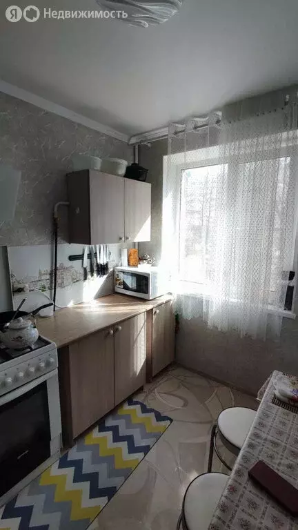 3-комнатная квартира: Челябинск, Комсомольский проспект, 38 (64 м) - Фото 1