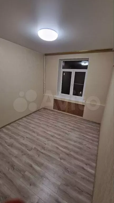 Комната 14 м в 4-к., 5/5 эт. - Фото 0