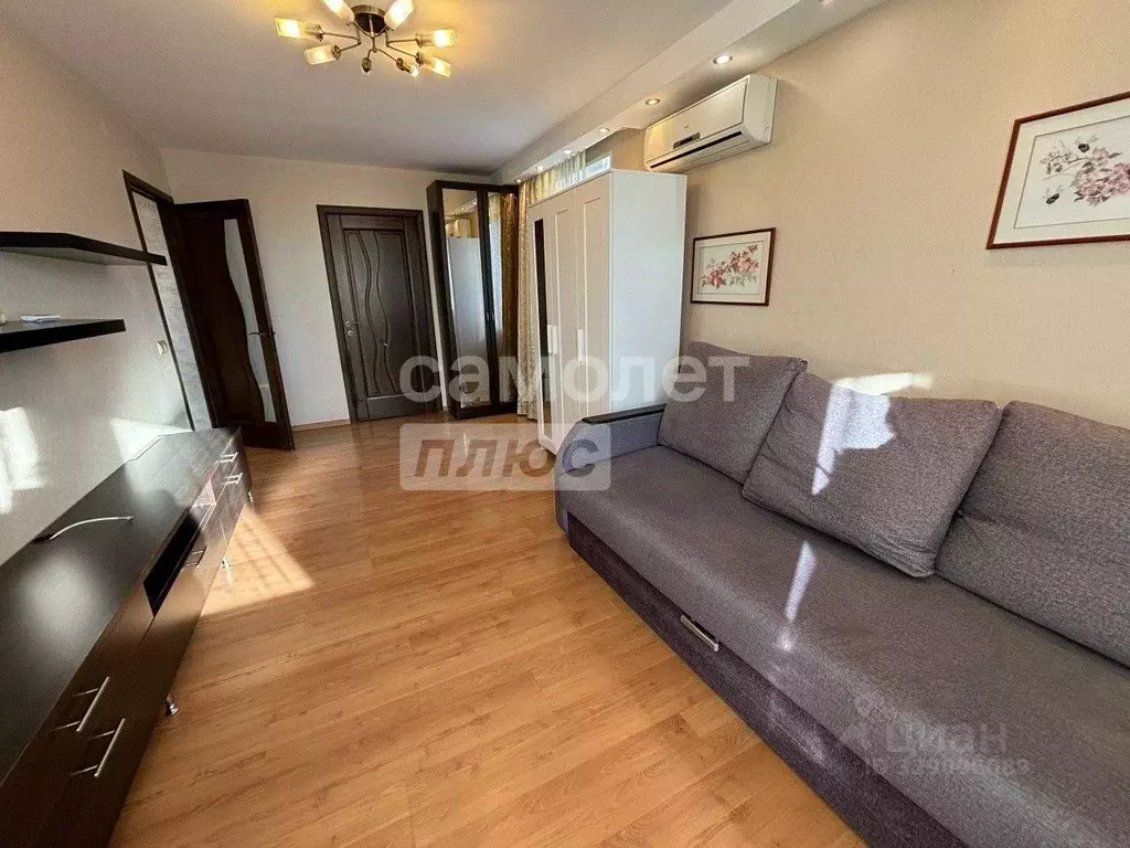 3-к кв. Нижегородская область, Нижний Новгород Витебская ул., 6 (59.1 ... - Фото 1