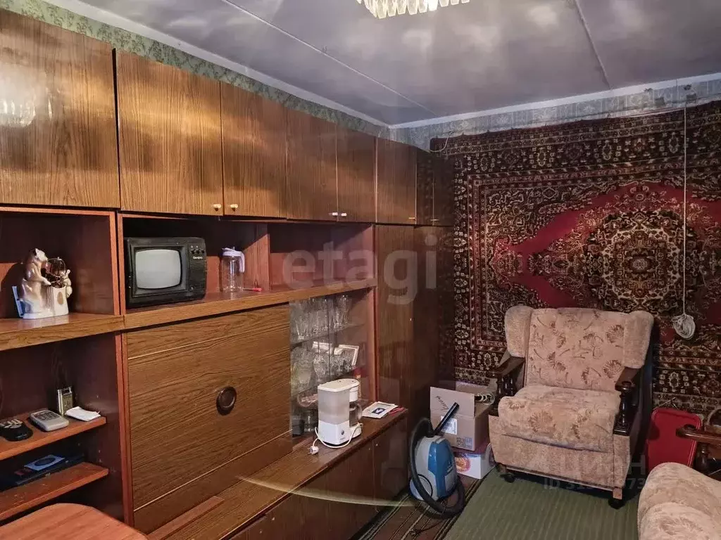 2-к кв. Псковская область, Остров Авиационная ул., 6 (37.8 м) - Фото 2