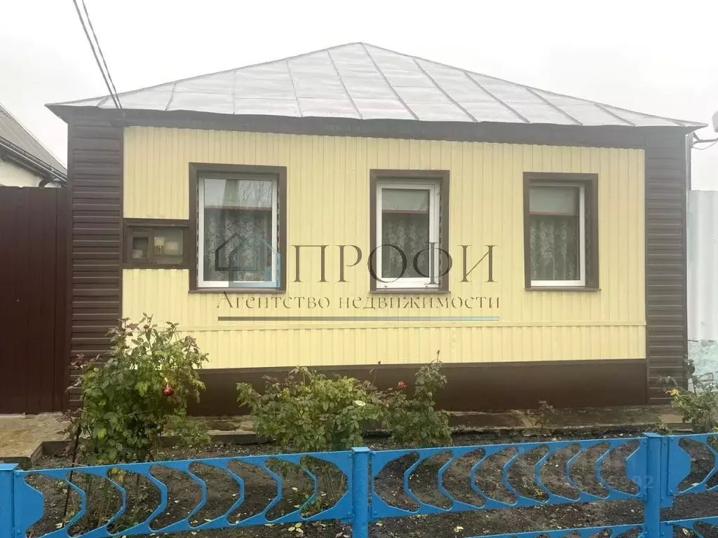 Дом в Белгородская область, Волоконовский район, Староивановское ... - Фото 1