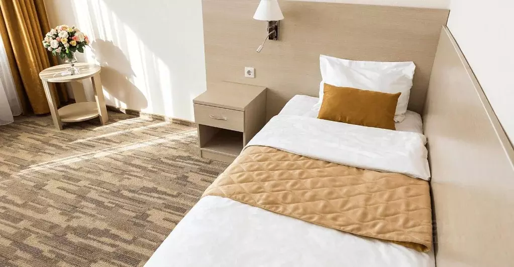 Комната Челябинская область, Челябинск ул. Труда, 153 (18.0 м) - Фото 2