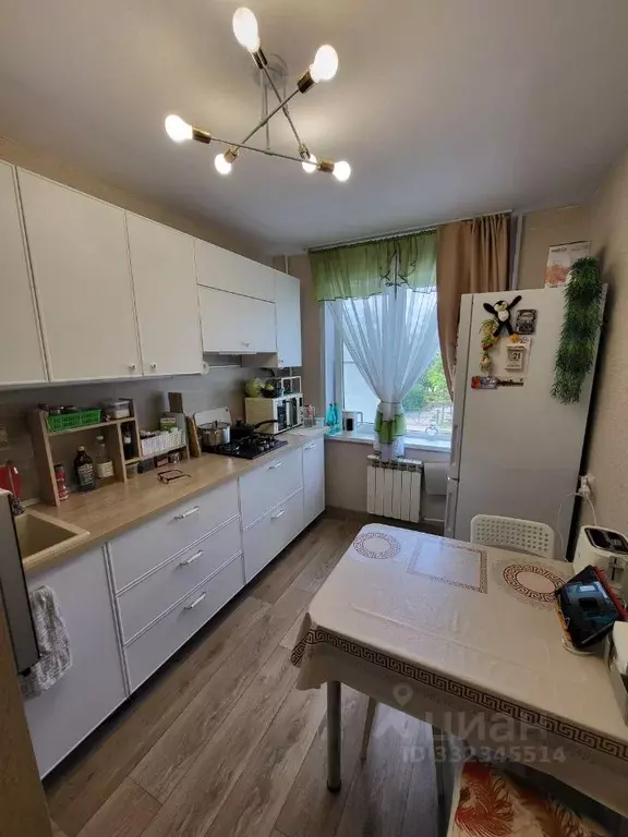 3-к кв. Псковская область, Псков Рижский просп., 65 (64.0 м) - Фото 1