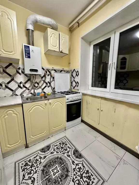 2-к. квартира, 43 м, 3/5 эт. - Фото 0