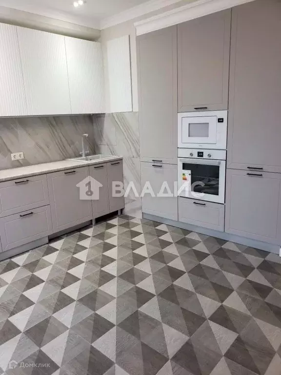 Продаётся 2-к квартира, 65.4 м - Фото 0