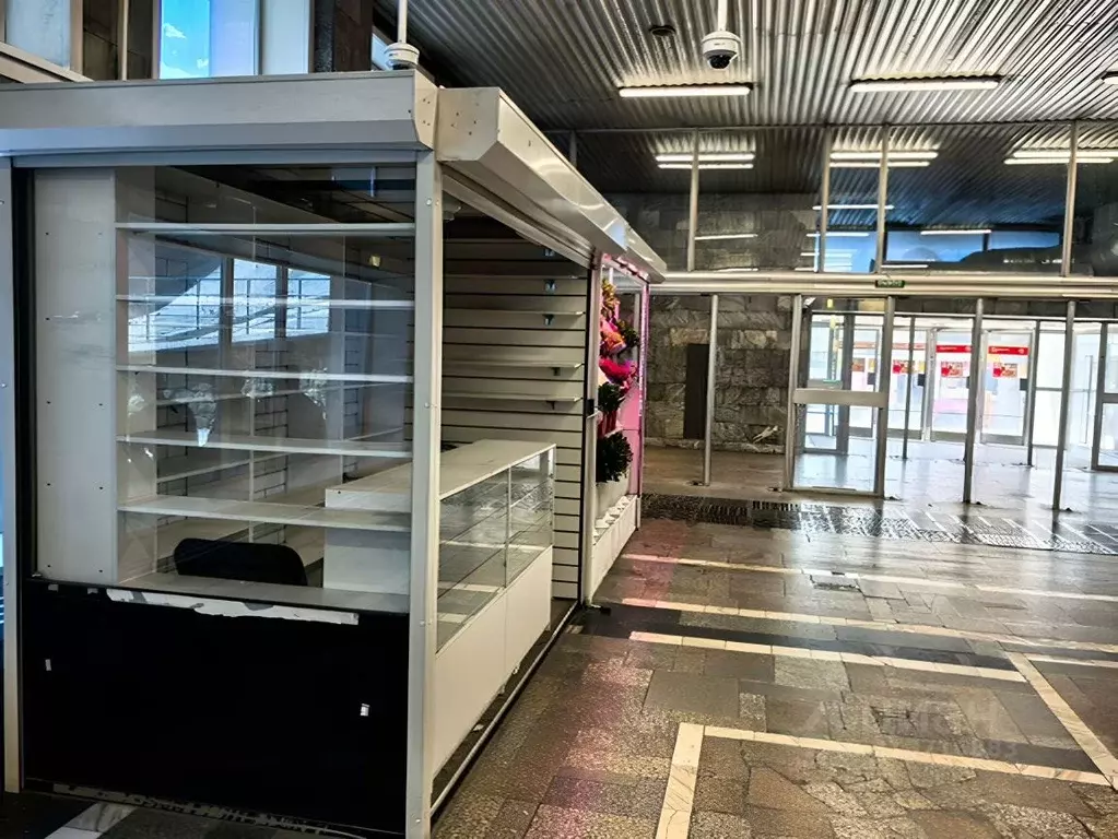 Торговая площадь в Новосибирская область, Новосибирск Большевистская ... - Фото 0