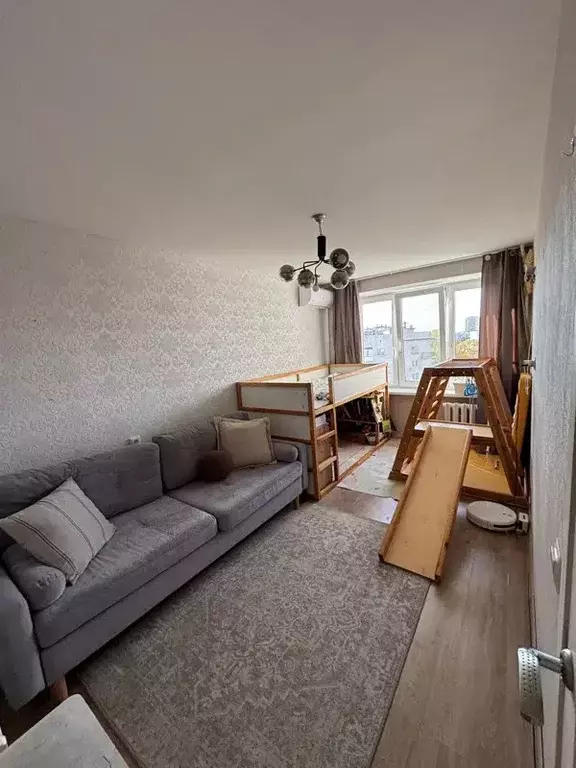 Продаётся 2-к квартира, 42 м - Фото 0