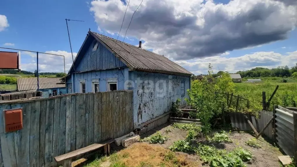 Дом в Белгородская область, Валуйский муниципальный округ, с. Ватутино ... - Фото 1