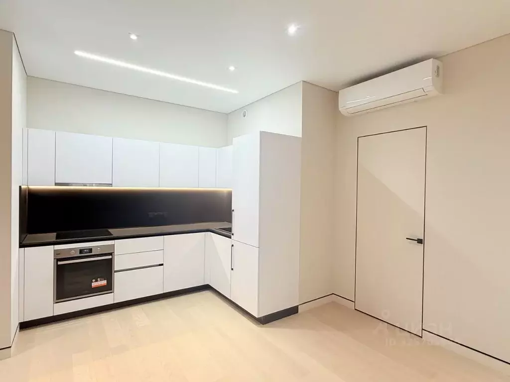 3-к кв. Москва ул. Василия Ланового, 7с1 (67.3 м) - Фото 1