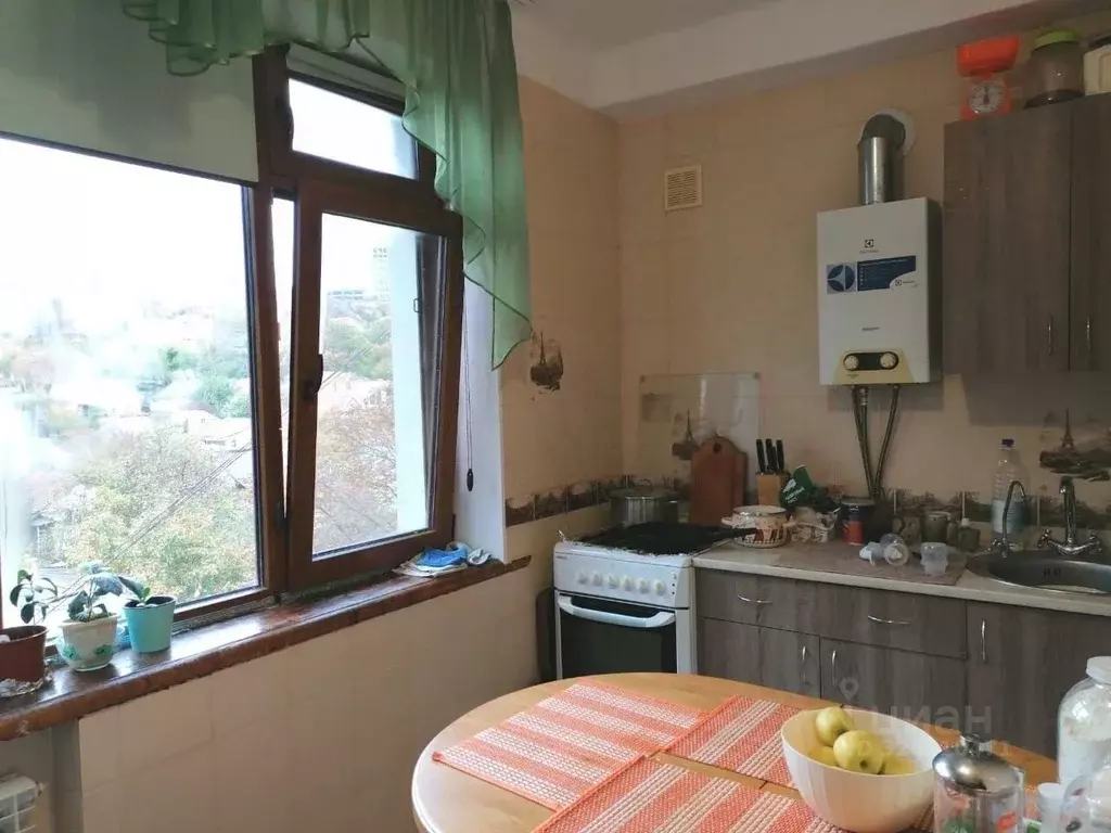 3-к кв. Крым, Симферополь ул. Беспалова, 39 (57.0 м) - Фото 2