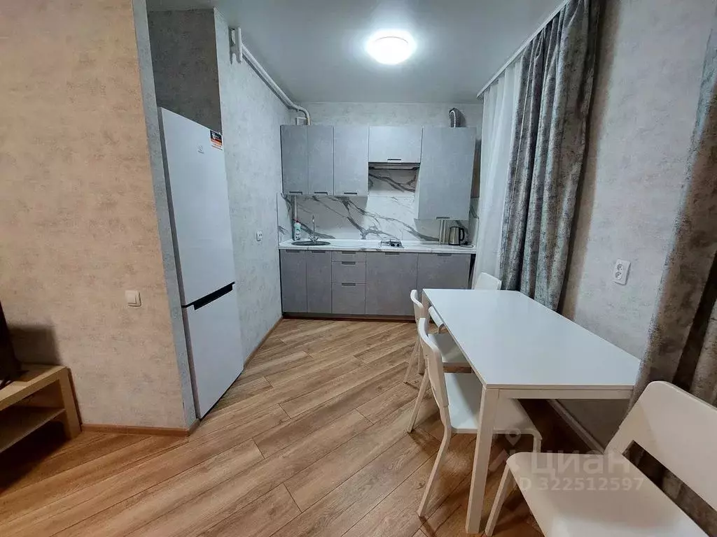 2-к кв. Тульская область, Новомосковск ул. Калинина, 21 (50.0 м) - Фото 1