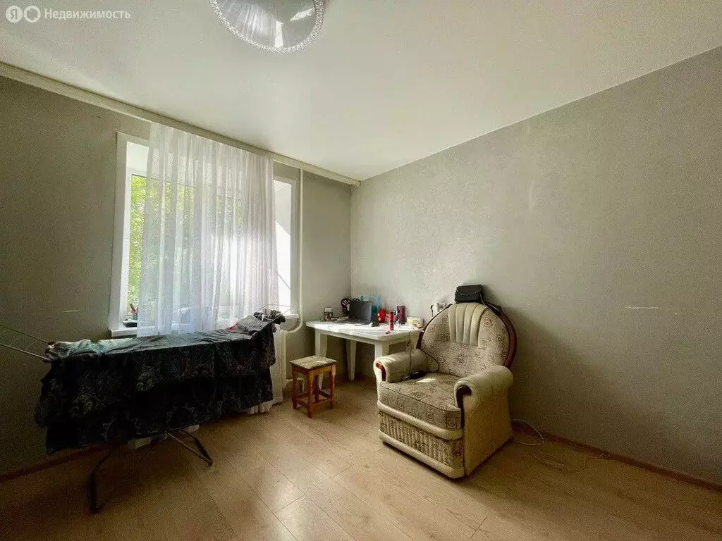 1-комнатная квартира: Казань, улица Побежимова, 55 (30 м) - Фото 1