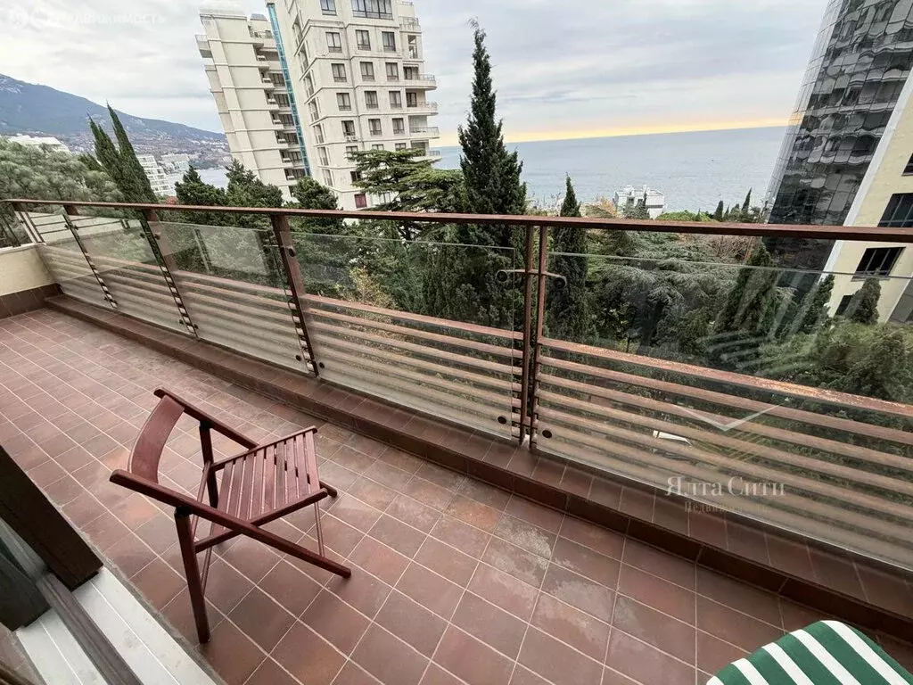 2-комнатная квартира: Ялта, Парковый проезд, 6А (109.6 м) - Фото 1