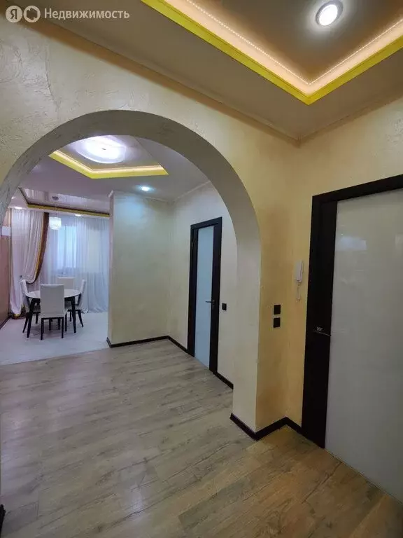 4-комнатная квартира: Мурманск, улица Старостина, 11к1 (112 м) - Фото 2