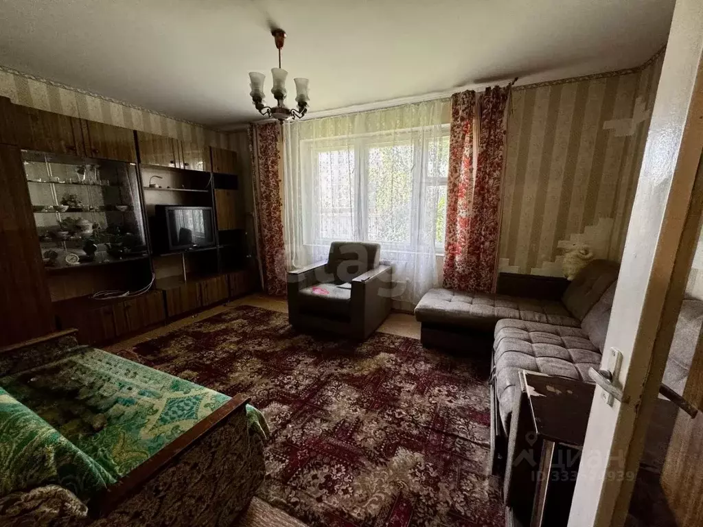 1-к кв. Ленинградская область, Кириши ул. Строителей, 32 (44.7 м) - Фото 1