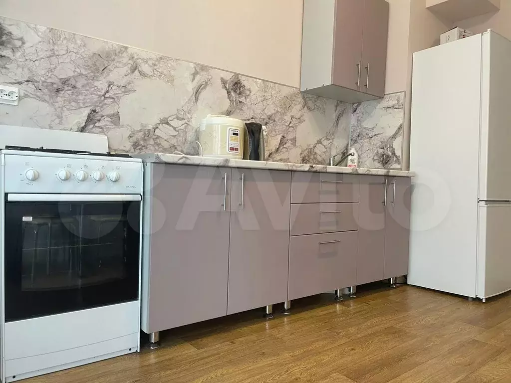 2-к. квартира, 74 м, 2/9 эт. - Фото 1