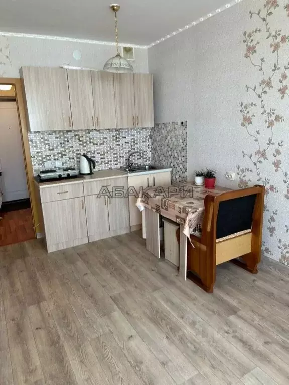 Студия Красноярский край, Красноярск Соколовская ул., 80А (28.0 м) - Фото 1