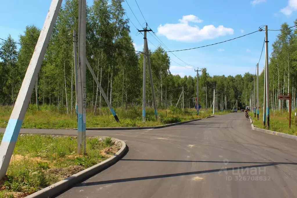 Участок в Московская область, Домодедово городской округ, д. Зиновкино ... - Фото 1