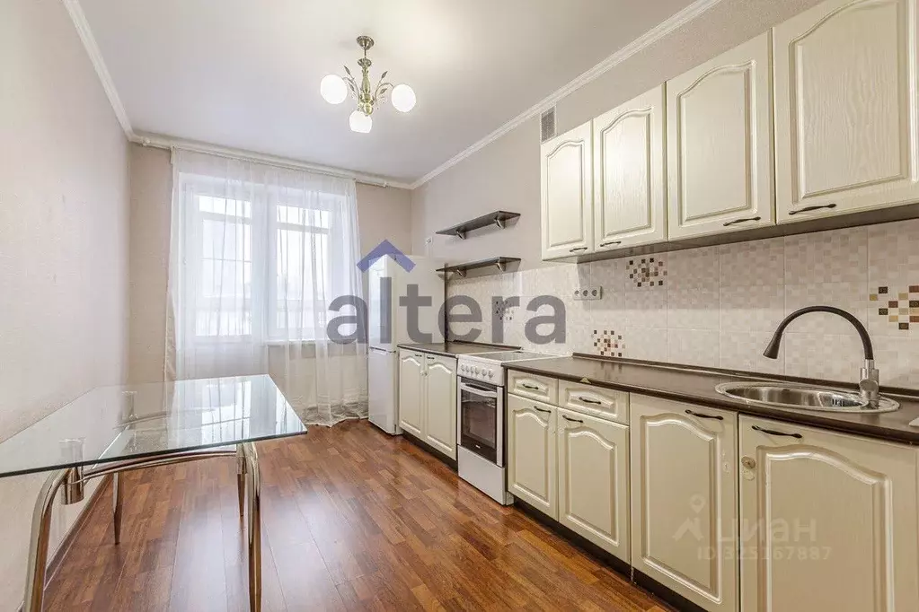 3-к кв. Татарстан, Казань ул. Сибирский Тракт, 23Б (83.0 м) - Фото 0