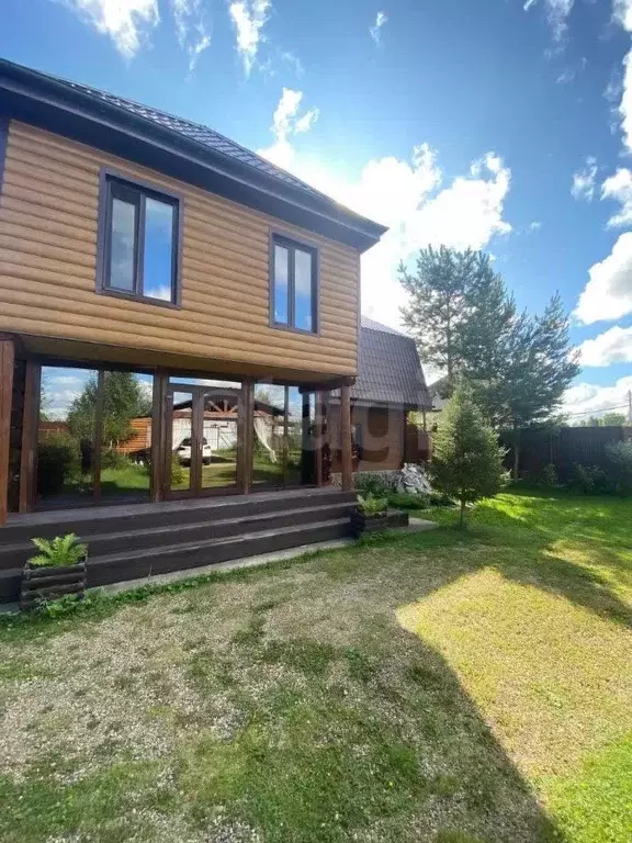 Дом в Свердловская область, Горноуральский муниципальный округ, с. ... - Фото 1