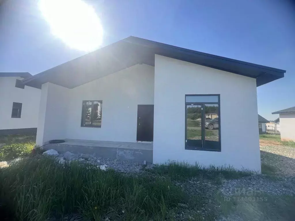 Дом в Свердловская область, Белоярский муниципальный округ, пос. ... - Фото 1