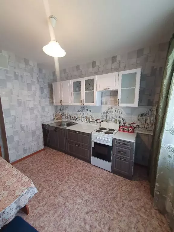 2-к. квартира, 52 м, 2/10 эт. - Фото 1