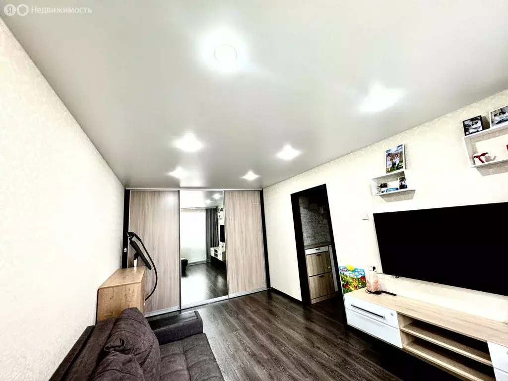 2-комнатная квартира: Пермь, улица Мира, 113 (43.9 м) - Фото 1
