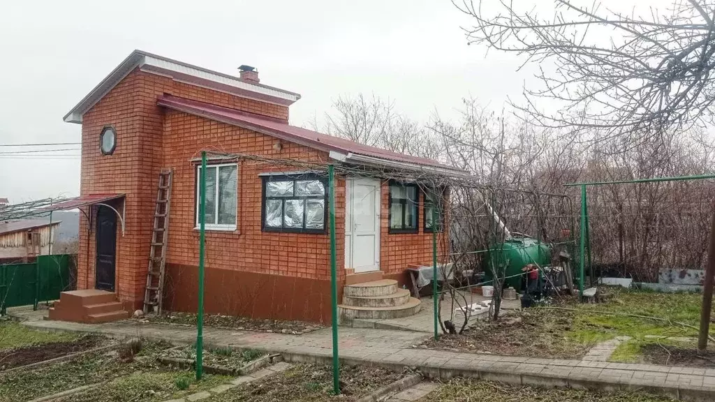 Дом в Краснодарский край, Горячий Ключ Кунпанова Поляна СТ, ул. ... - Фото 0