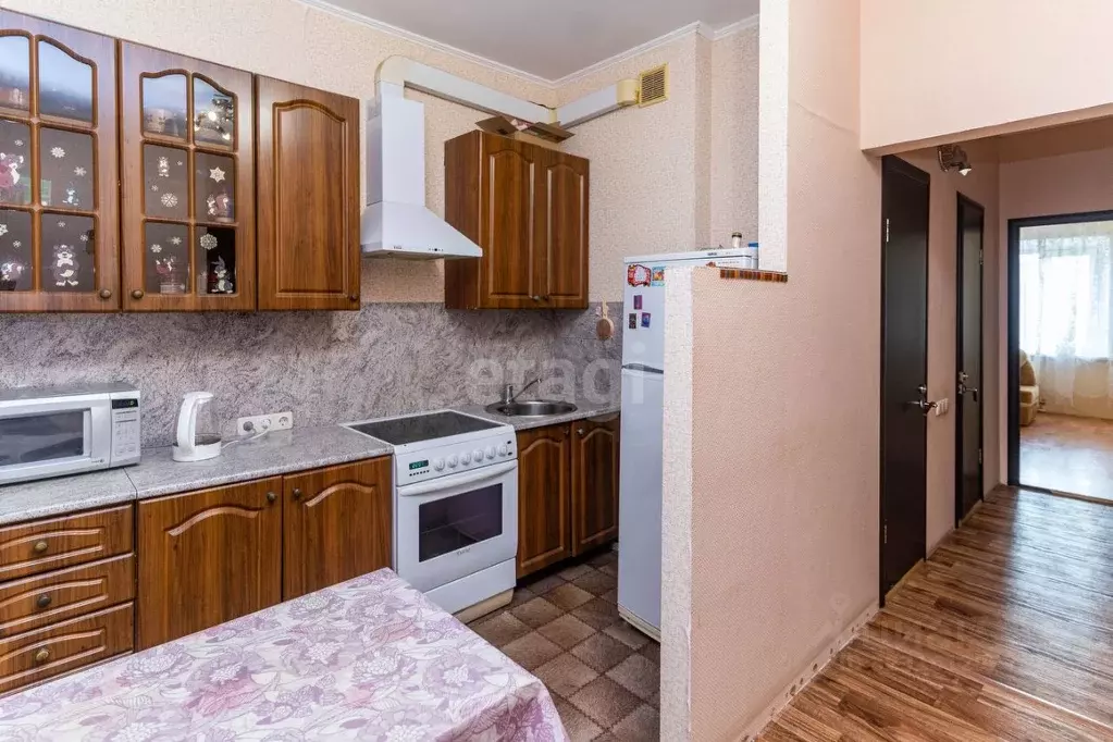 2-к кв. Ханты-Мансийский АО, Сургут Югорская ул., 15 (54.6 м) - Фото 1