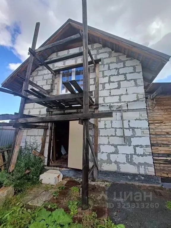 Дом в Свердловская область, Белоярский муниципальный округ, с. ... - Фото 1