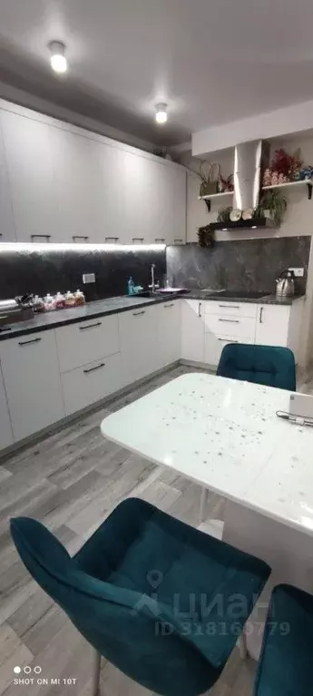 Квартира, 2 комнаты, 65 м - Фото 0