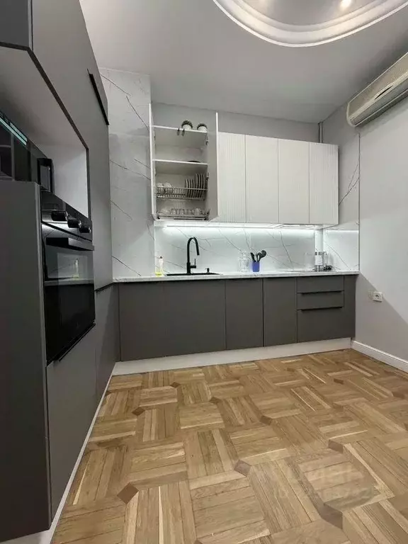 3-к кв. Краснодарский край, Сочи ул. Конституции СССР, 16 (80.0 м) - Фото 1