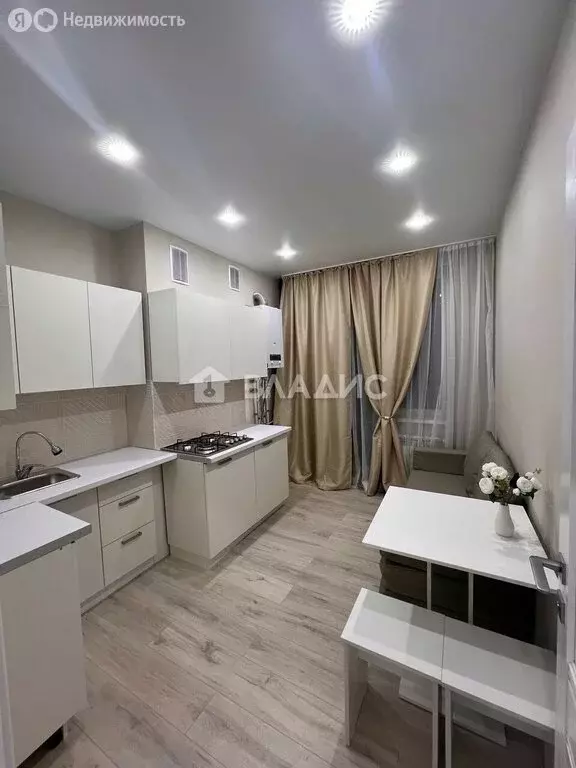 1-комнатная квартира: Калининград, улица Героя России Катериничева, 7 ... - Фото 1