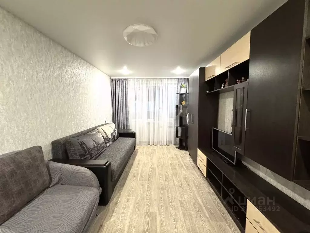 2-к кв. Вологодская область, Вологда ул. Челюскинцев, 51 (44.4 м) - Фото 1