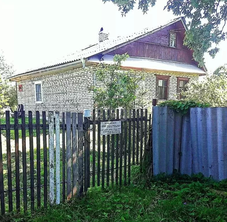 дом в толмачёвское городское поселение, деревня ящера (80 м) - Фото 0