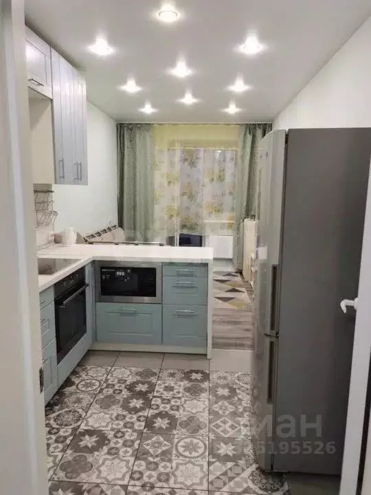 3-к кв. Красноярский край, Красноярск Норильская ул., 10А (60.5 м) - Фото 1