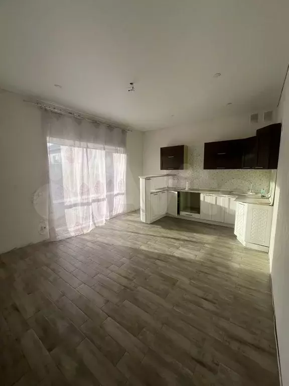 Дом 100 м на участке 6 сот. - Фото 0