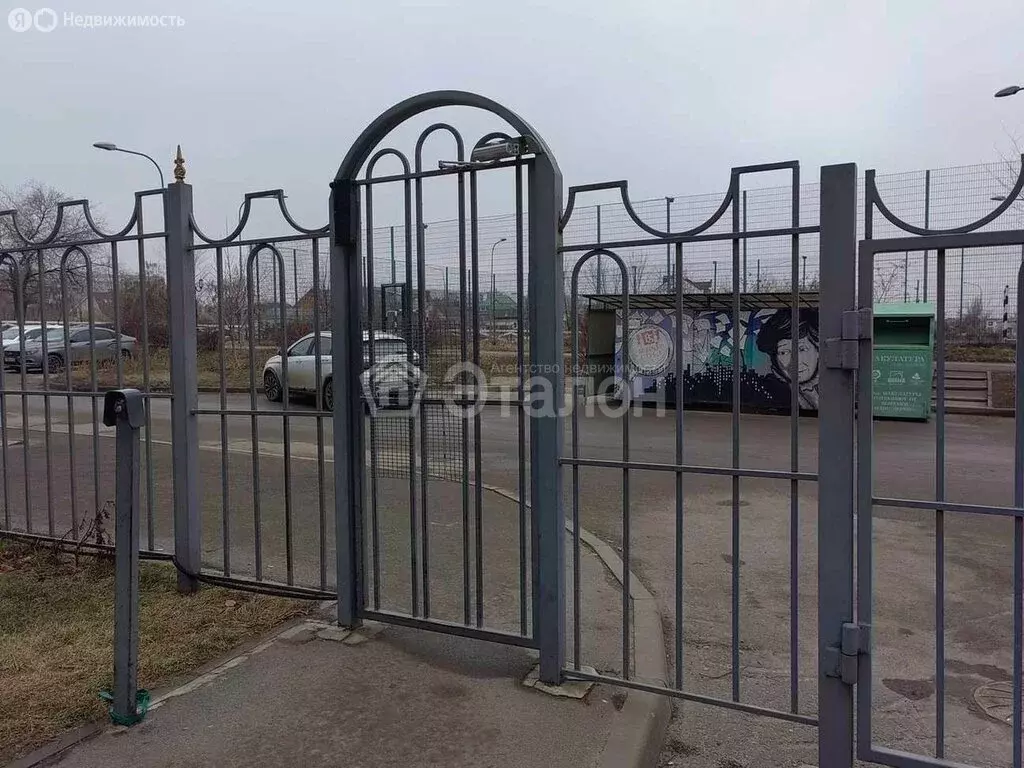 1-комнатная квартира: Волгоград, Шекснинская улица, 101 (37.5 м) - Фото 0