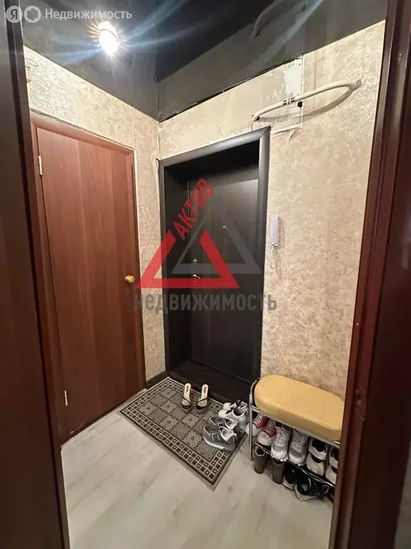 1-комнатная квартира: Каменск-Уральский, Комсомольский бульвар, 45 ... - Фото 2