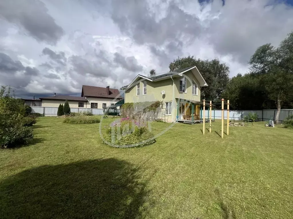 Дом в Калужская область, Калуга Михалевская ул., 45А (140 м) - Фото 1