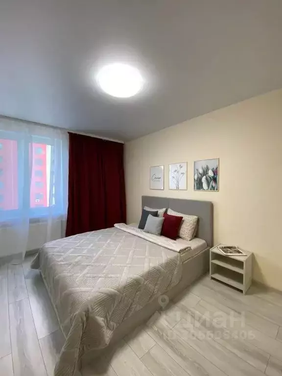 1-к кв. Тюменская область, Тюмень проезд Тихий, 6 (42.0 м) - Фото 1