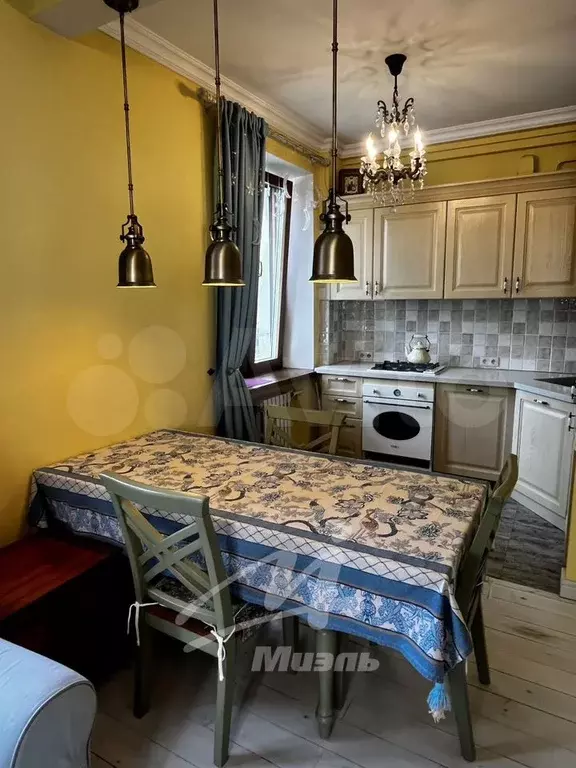 2-к. квартира, 60 м, 3/5 эт. - Фото 1