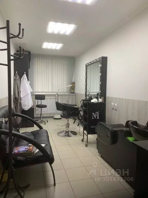 Помещение свободного назначения в Сахалинская область, Южно-Сахалинск ... - Фото 0